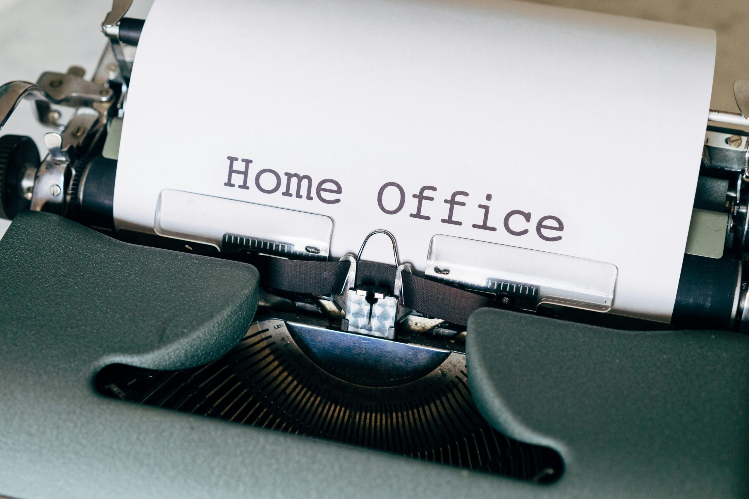 Land Your First Freelance Writing Client with No Experience